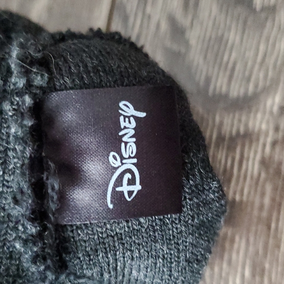 Disney Mickey Mouse Pom Pom Winter Knit Hat Ski Cap Beanie One Size - Picture 5 of 6